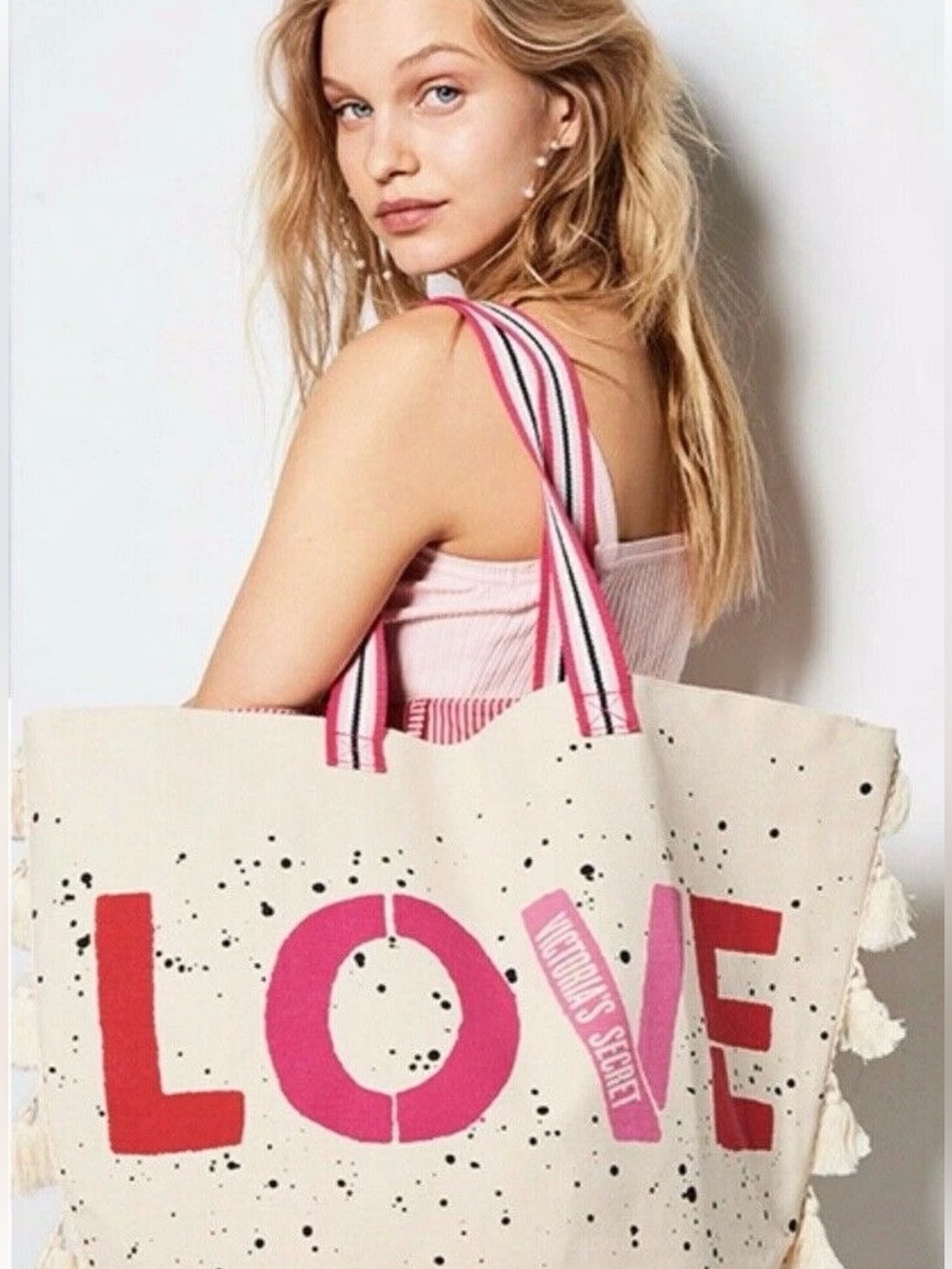 Victoria’s Secret Cream LOVE Graphic Tote Bag – Pink & Red